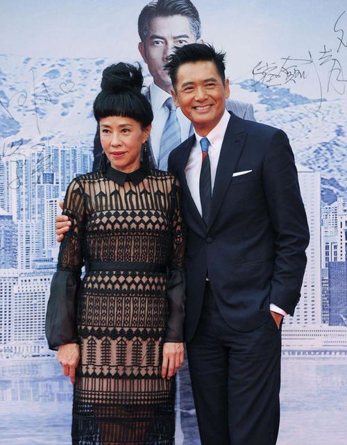 妻子不能生育,她3次提出离婚,周润发的话让她暖心落泪