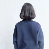 短发背影头像女生霸气