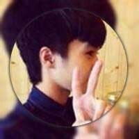 情侣头像一男一女一左一右两张不带字
