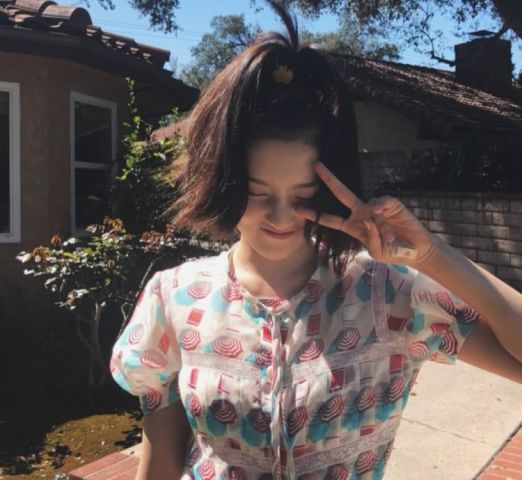 宋祖儿的泥巴袜,随意任性,生活气息满满
