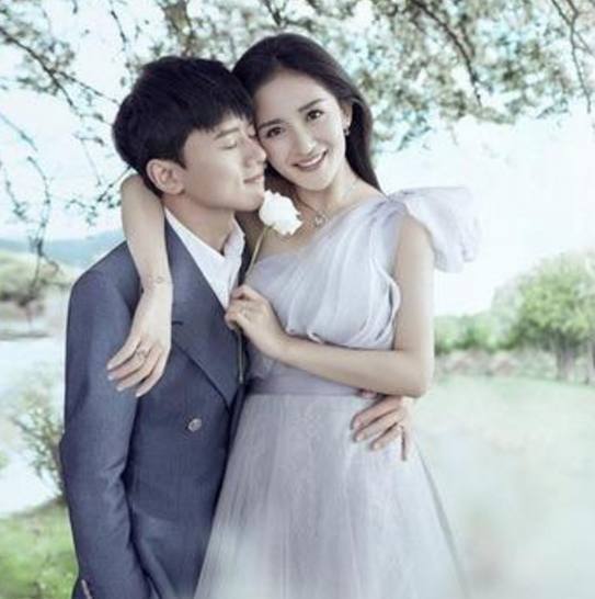 谁说姐弟恋不长久,最后一对夫妻差了将近五十岁依然很幸福啊