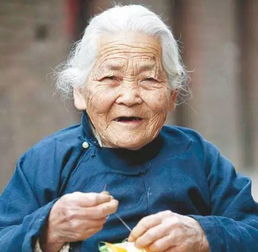 佳节又重阳,登高佩茱萸,敬老正当时