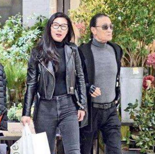 84岁谢贤喜当爹谢霆锋要做哥,姜还是老的辣爹比儿子厉害