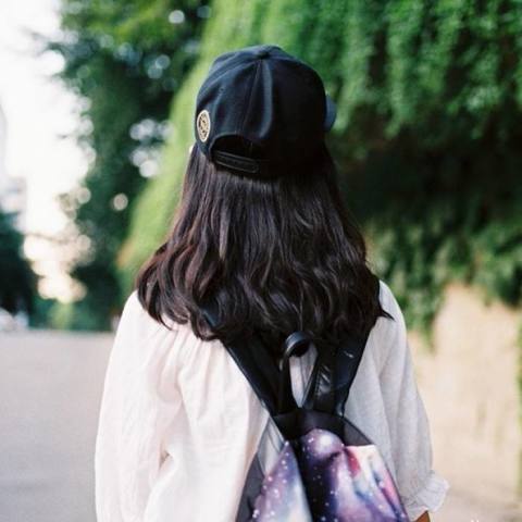 简约卡通头像女生背影扣扣网